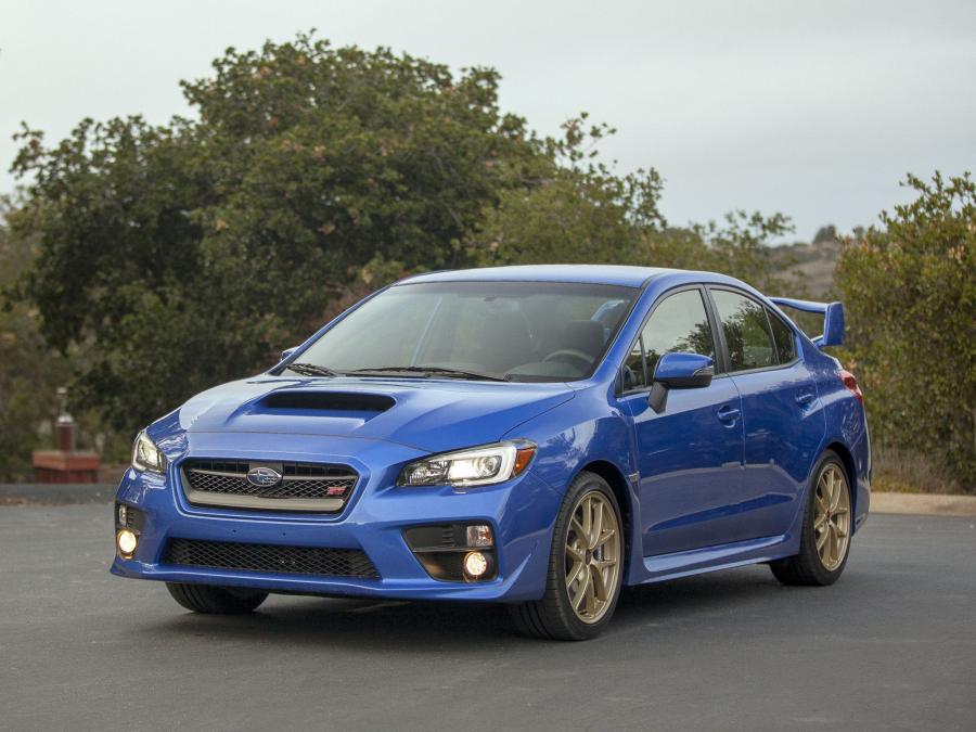  Subaru WRX STI 2014 года  (US) (фото 4 из 13)
